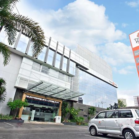 Tjokro Hotel פקאנבארו מראה חיצוני תמונה