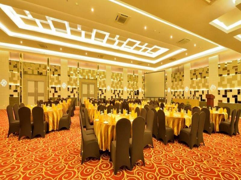 Tjokro Hotel פקאנבארו מראה חיצוני תמונה
