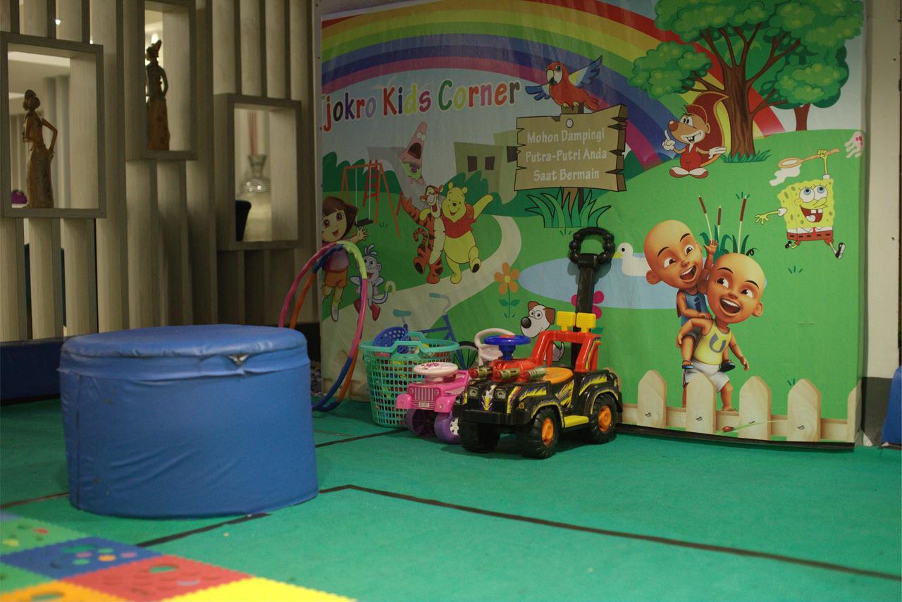 Tjokro Hotel פקאנבארו מראה חיצוני תמונה