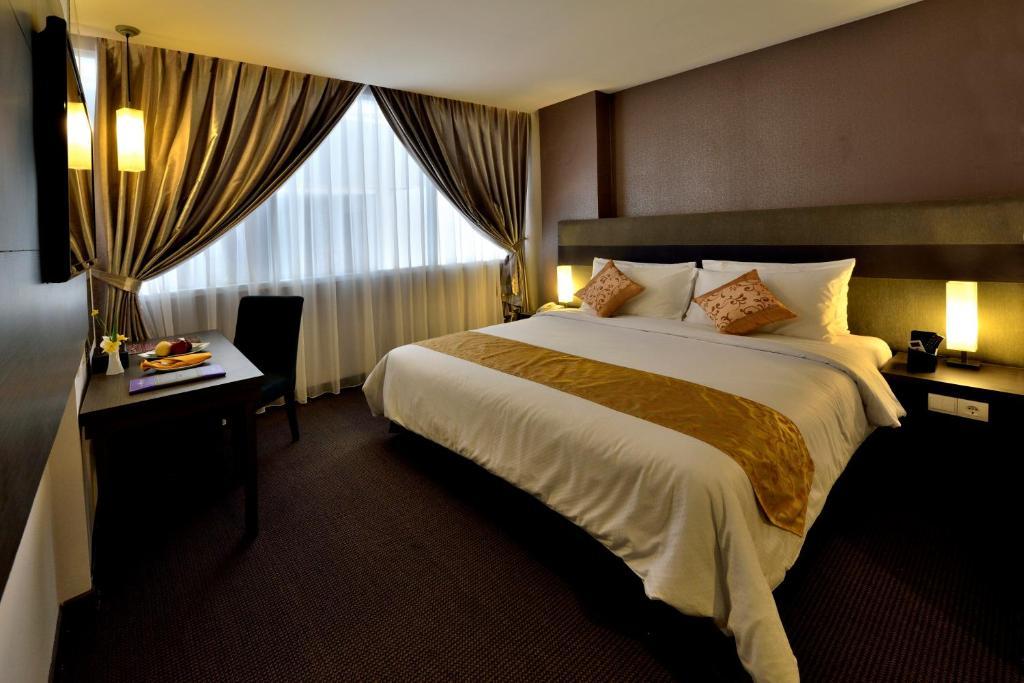 Tjokro Hotel פקאנבארו מראה חיצוני תמונה